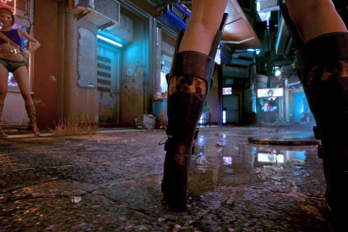 Gasse im Neonlicht in Night City. Screenshot aus dem Spiel Cyberpunk 2077 im Blog von Nastja der Mox.